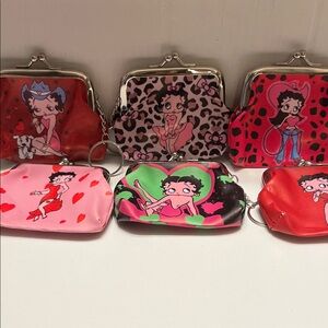 Pick (1) BB Kiss Lock Coin Purse